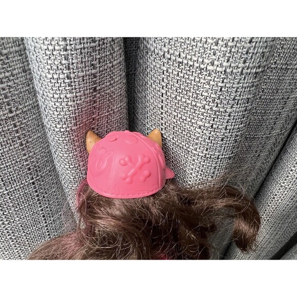 Monster High Clawdeen Wolf Barker Doll African American Brown Hair Eyes - Picture 4 of 10